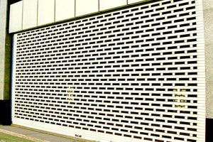 Sửa chữa cửa cuốn tại Hoàng Văn Thái