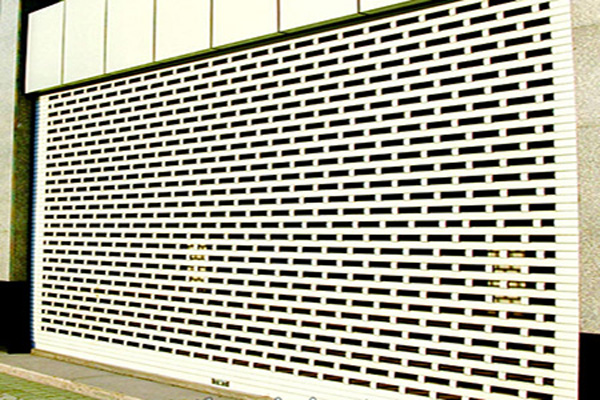 Sửa chữa cửa cuốn tại Hoàng Văn Thái