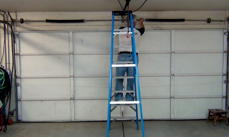 Sửa cửa cuốn uy tín tại Nguyễn Quý Đức